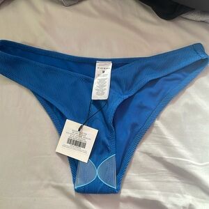 ASOS Bikini bottom . Size M in blue